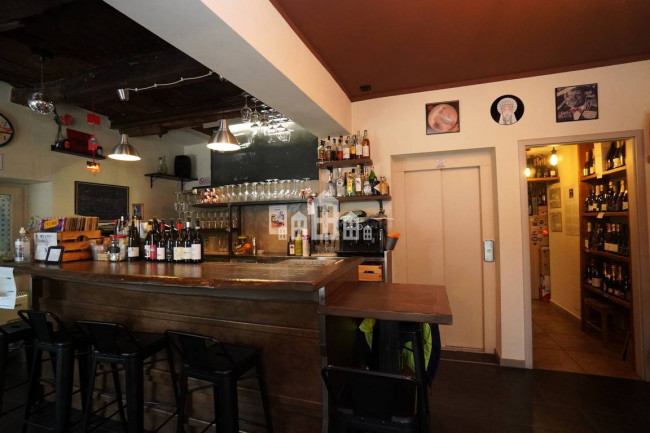 Attività commerciale in vendita a Rivarolo Canavese