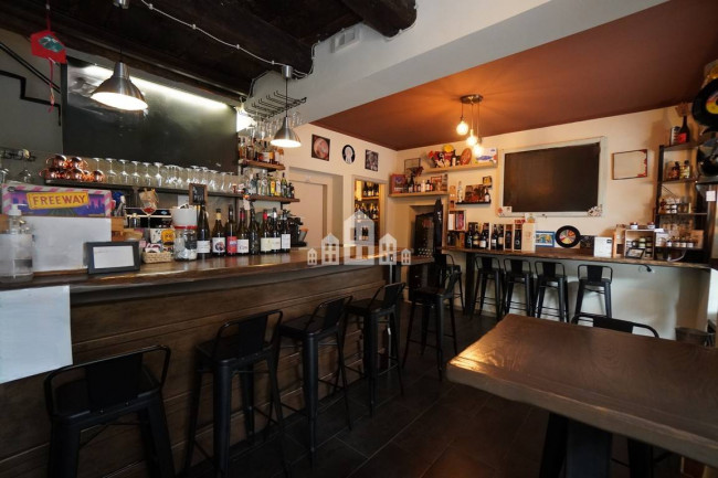 Attività commerciale in vendita a Rivarolo Canavese