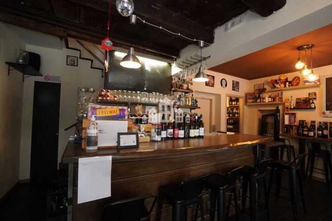 Attività commerciale in vendita a Rivarolo Canavese