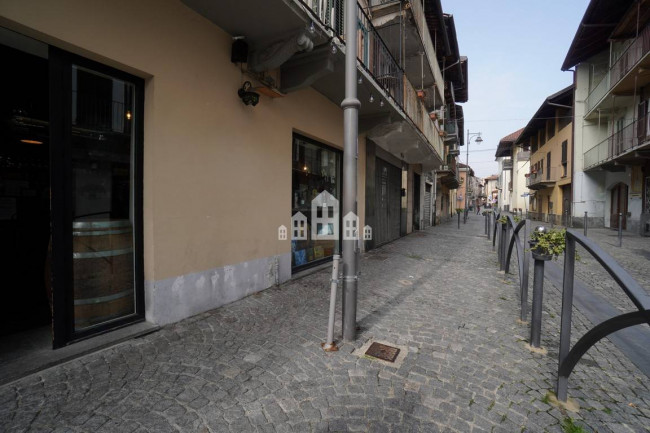 Attività commerciale in vendita a Rivarolo Canavese
