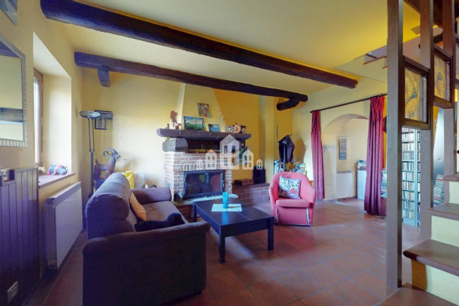 Casa semindipendente in vendita a Rivarolo Canavese