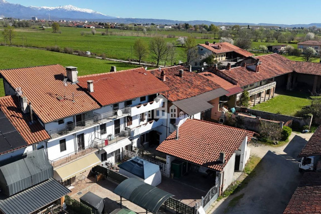 Casa semindipendente in vendita a Rivarolo Canavese