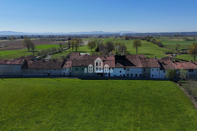Casa semindipendente in vendita a Rivarolo Canavese