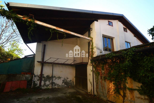 Casa indipendente in vendita a Cuorgnè