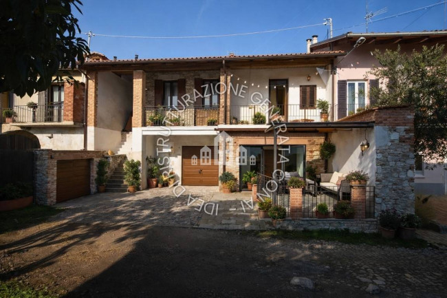 Casa semindipendente in vendita a Cuorgnè