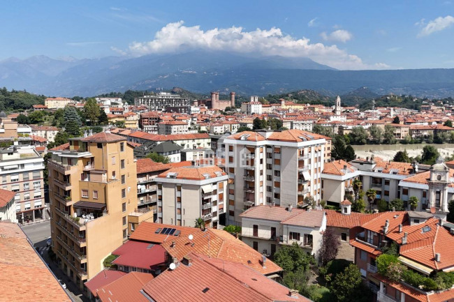 Appartamento in vendita a Ivrea