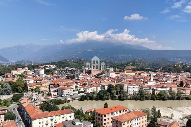 Appartamento in vendita a Ivrea