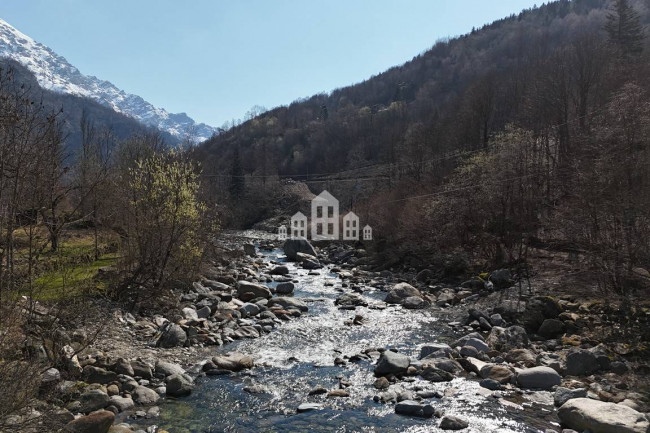 Rustico in vendita a Traversella