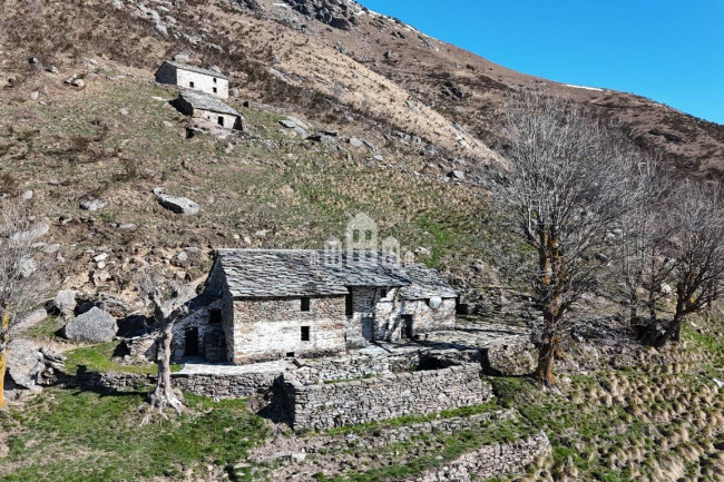 Rustico in vendita a Val di Chy
