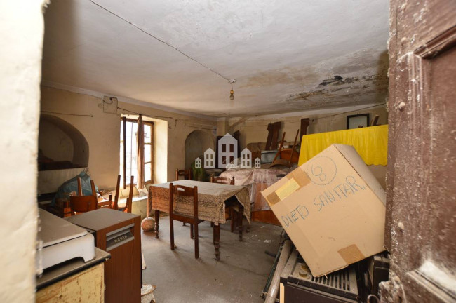 Casa semindipendente in vendita a Quincinetto