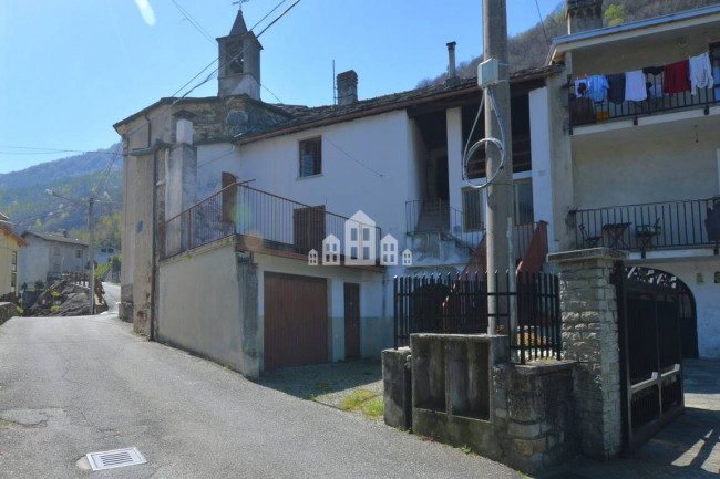 Casa semindipendente in vendita a Quincinetto