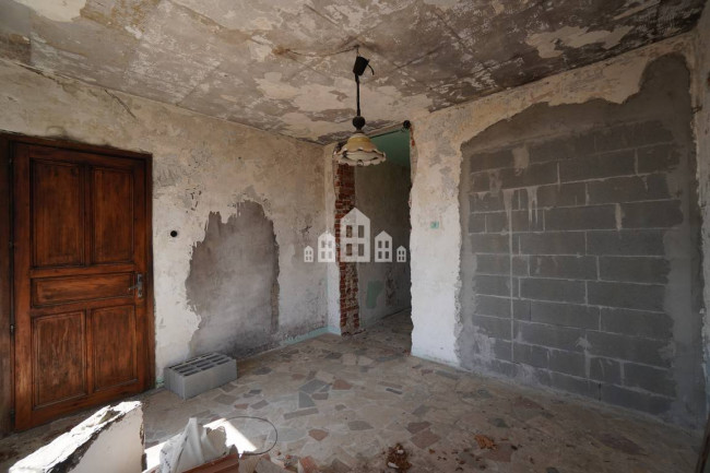 Casa semindipendente in vendita a Cintano