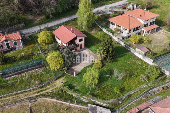 Casa indipendente in vendita a Val di Chy