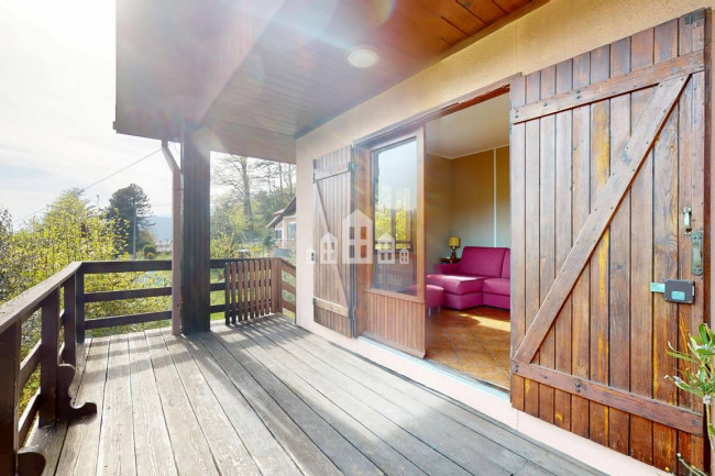 Casa indipendente in vendita a Val di Chy