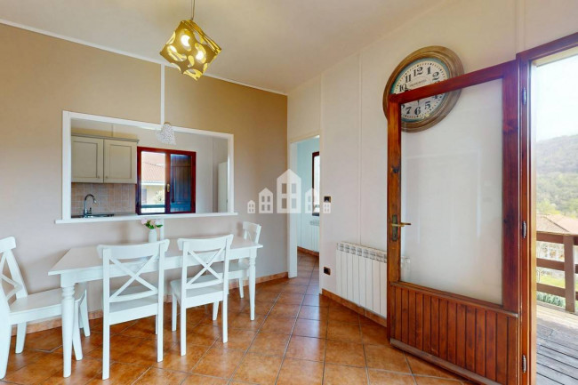 Casa indipendente in vendita a Val di Chy