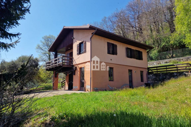 Casa indipendente in vendita a Val di Chy