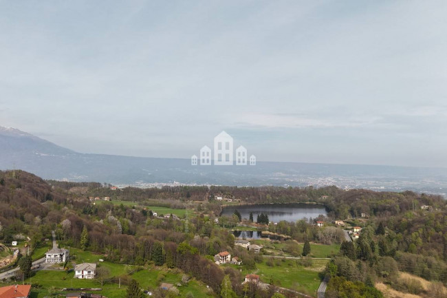 Casa indipendente in vendita a Val di Chy