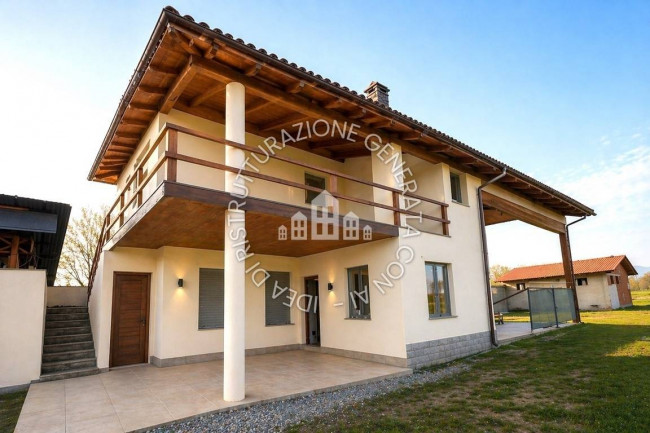 Casa indipendente in vendita a Ozegna