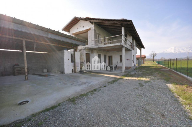 Casa indipendente in vendita a Ozegna