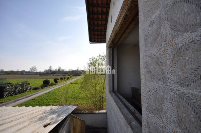 Casa indipendente in vendita a Ozegna