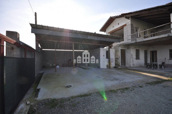 Casa indipendente in vendita a Ozegna