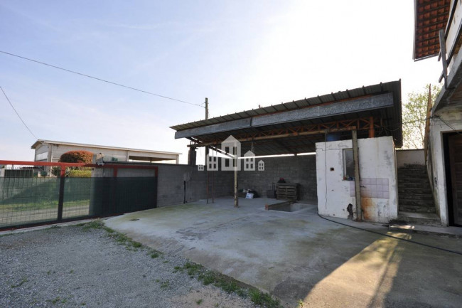 Casa indipendente in vendita a Ozegna