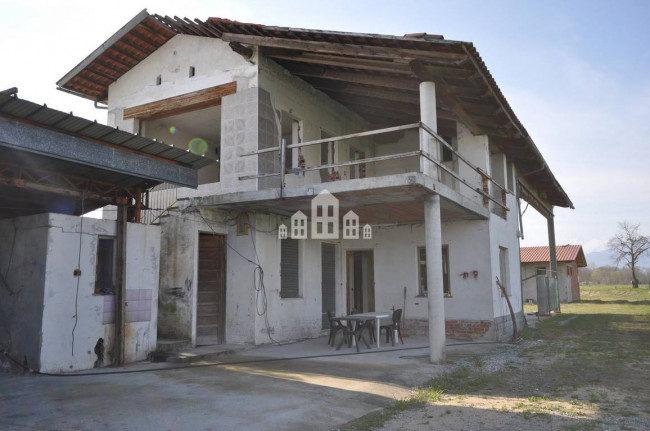 Casa indipendente in vendita a Ozegna