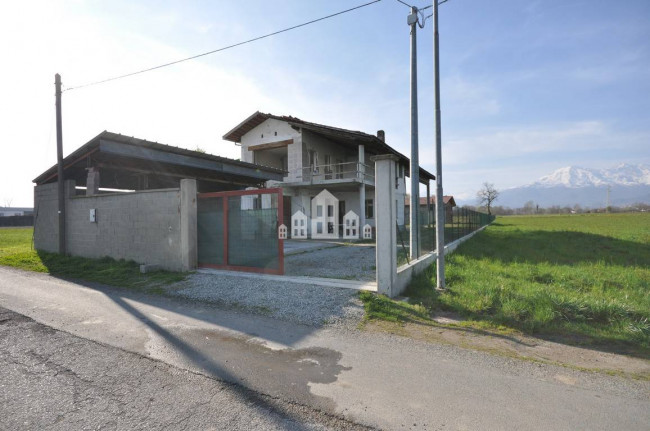 Casa indipendente in vendita a Ozegna