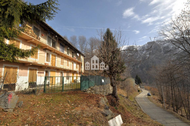 Detached house for sale in Ribordone