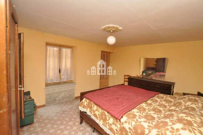 Detached house for sale in Ribordone