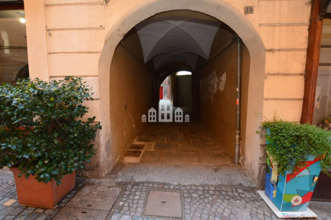 Appartamento in affitto a Ivrea