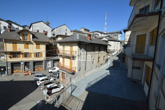 Appartamento in vendita a Andrate
