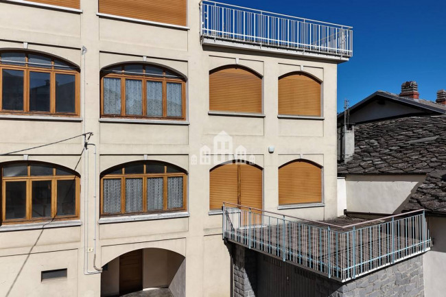 Appartamento in vendita a Andrate