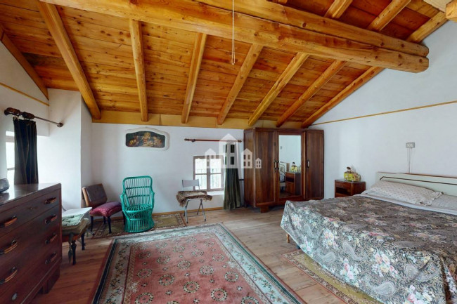 Casa semindipendente in vendita a Noasca