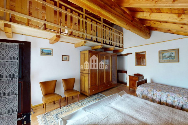 Casa semindipendente in vendita a Noasca