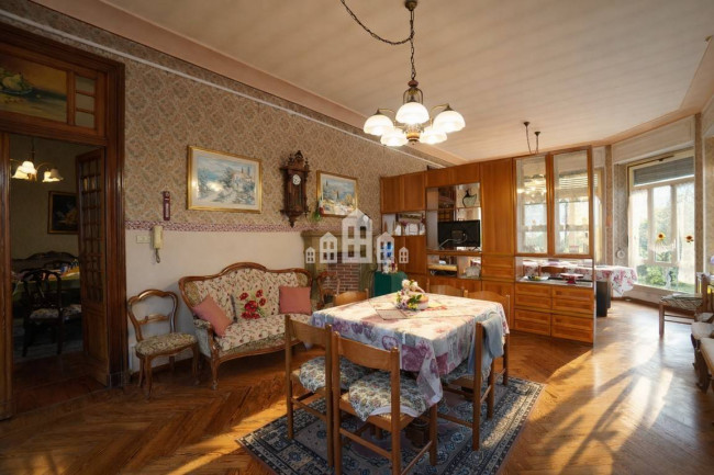 Villa in vendita a Cuorgnè