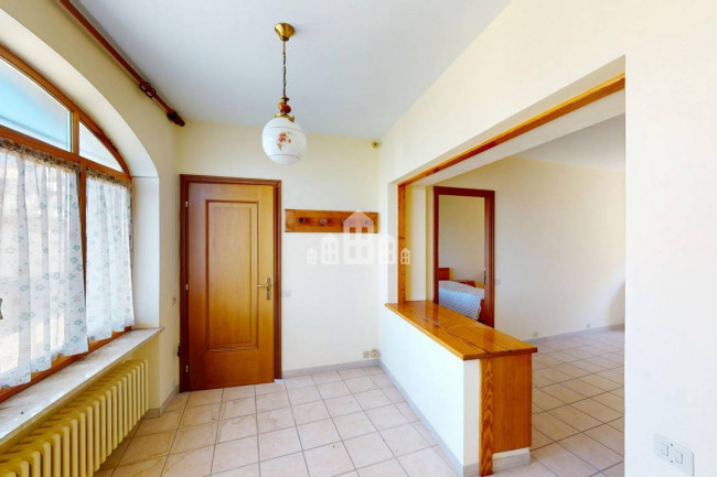 Apartment for sale in Andrate