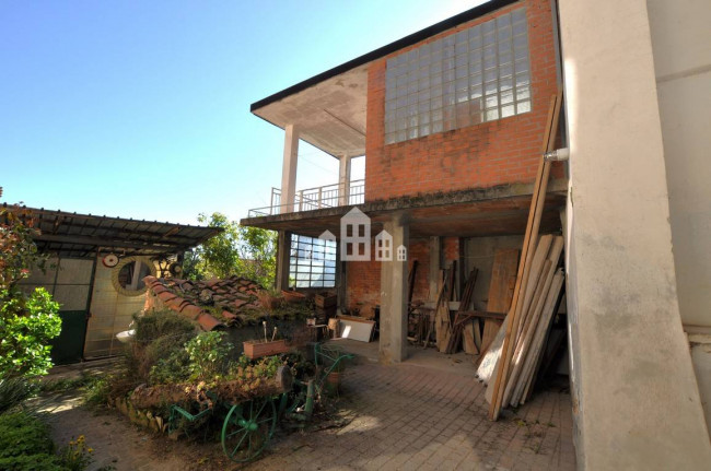 Half-duplex for sale in Castellamonte