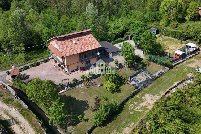 Bifamiliare in vendita a Canischio