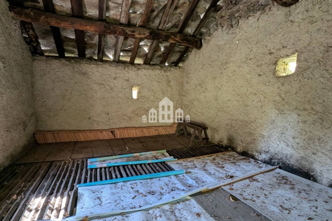 Rustico in vendita a Traversella