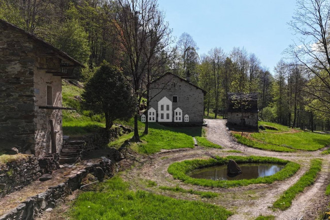 Rustico in vendita a Traversella