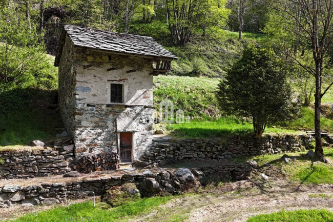 Rustico in vendita a Traversella