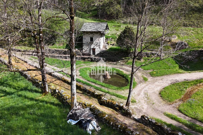 Rustico in vendita a Traversella
