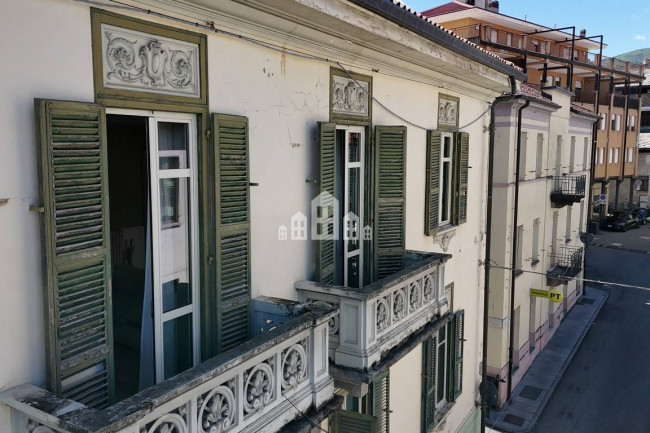 Appartamento in vendita a Cuorgnè