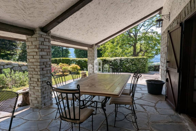 Villa in vendita a Valchiusa