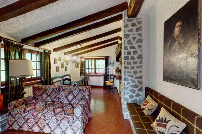 Villa in vendita a Valchiusa