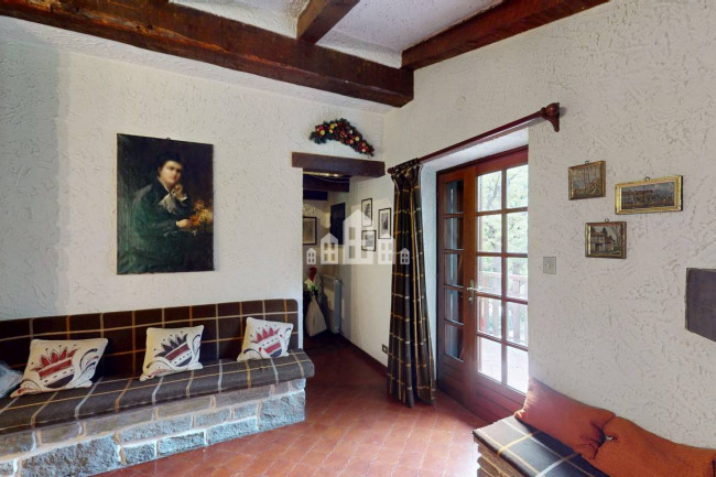 Villa in vendita a Valchiusa