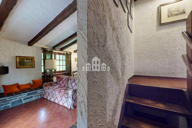 Villa in vendita a Valchiusa