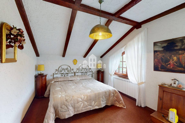 Villa in vendita a Valchiusa