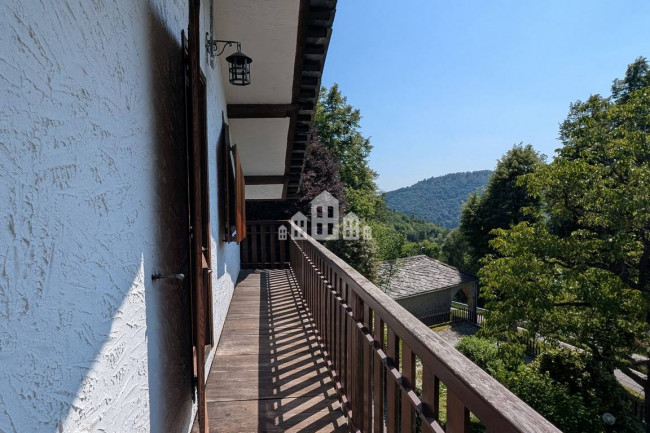 Villa in vendita a Valchiusa